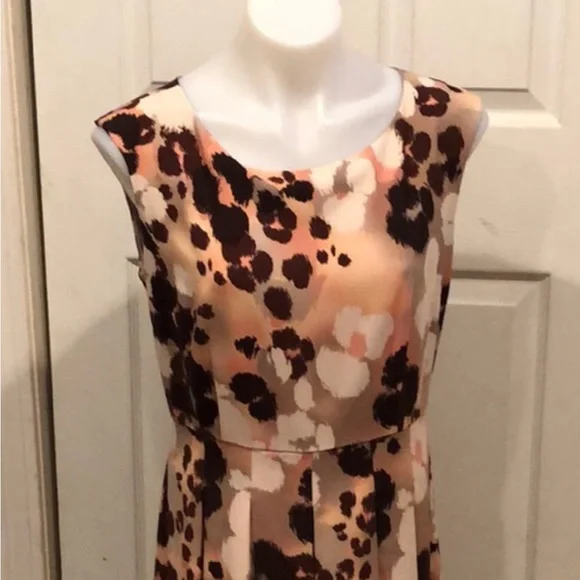 Eva Mendes dress - Picture 1 of 5